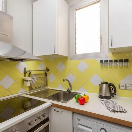 Poble Nou - Llacuna By Interhome